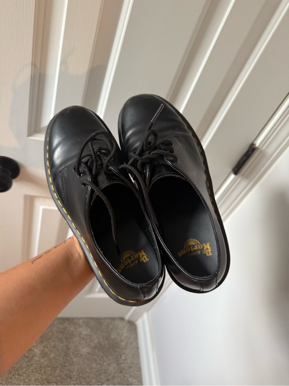 Dr. Martens 1461 Bex Smooth Leather Oxford Shoes in black - Picture 2 of 9
